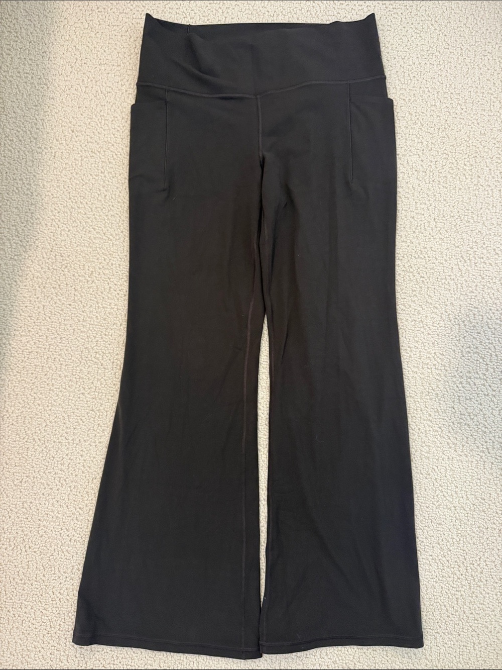 NWOT Athleta Salutation Yoga Pants